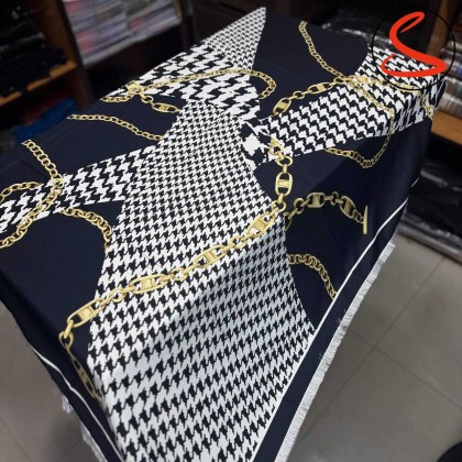 روسری ابریشم ریشه سوزنی سرمه ای کد C25144