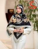 روسری سیا اسکارف گلدار مشکی کد C26110