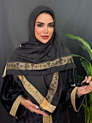 روسری مشکی حاشیه طلایی با نگین بارانی طرح 3 کد C24332